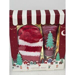 Christmas Magic Foot Lotion & Fuzzy Socks Gift Set With Winter Berry Scent